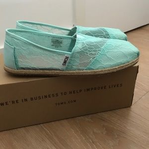TOMS Classics Light Blue Lace Rope Size 7.5 NWB